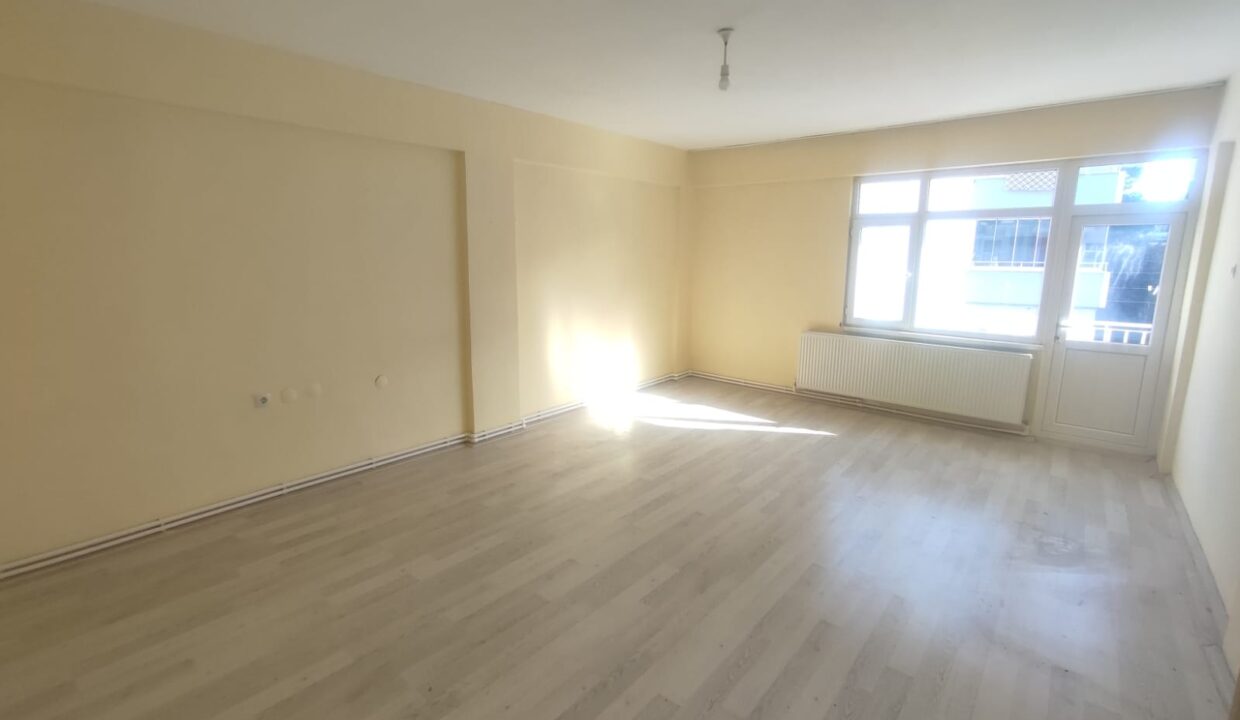 WhatsApp Image 2026-01-11 at 21.49.14 (1)